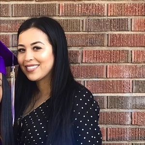 Meet your Posher, Edna